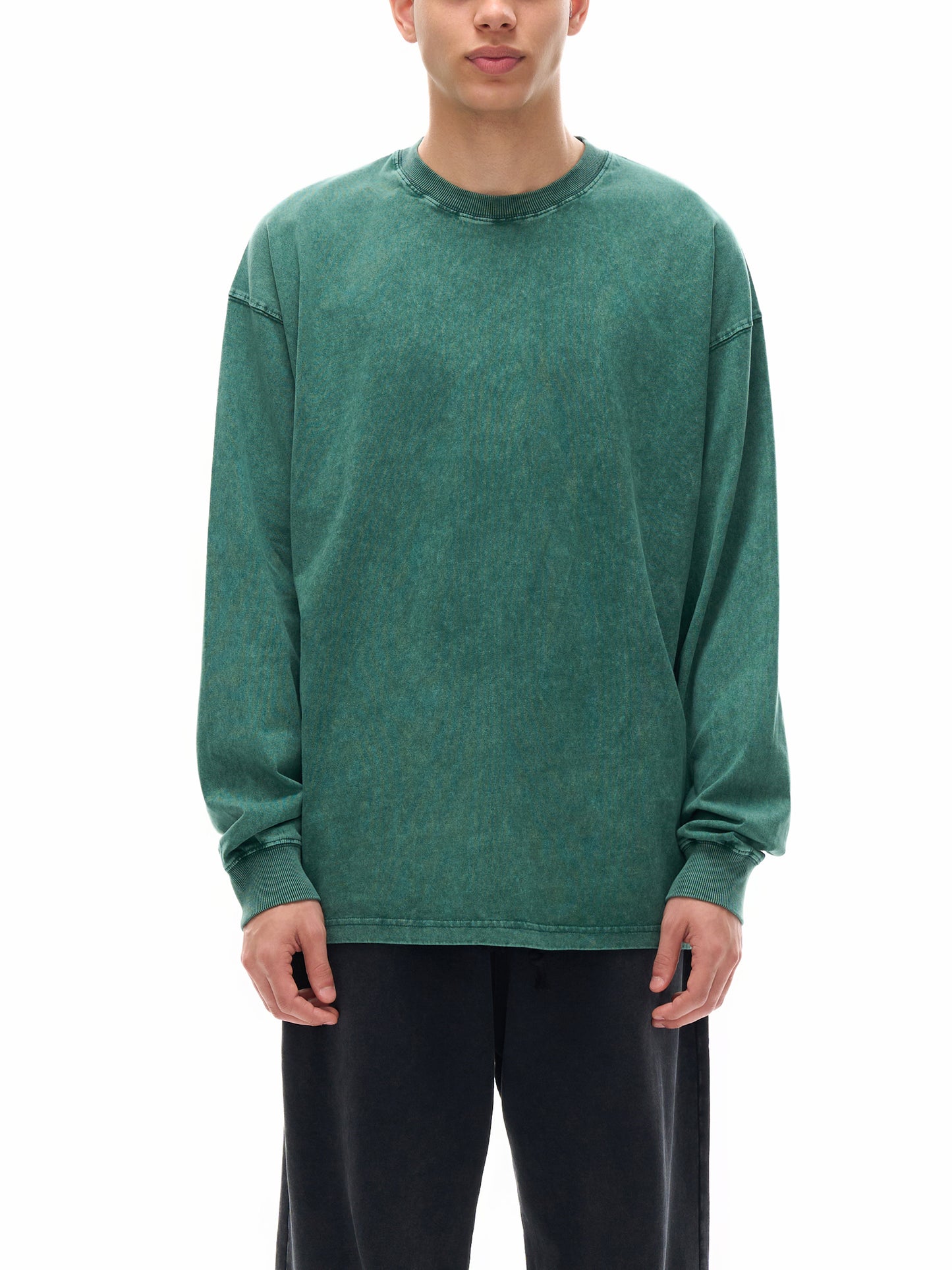 “L1FE5TYL9” Acid Wash Oversize Long Sleeve